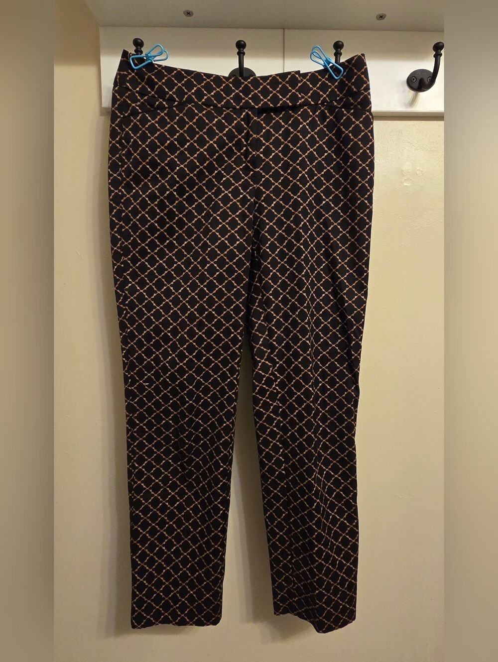 White House Black Market Preppy Black & Tan Slim Tailored Ankle Pants 2R Office